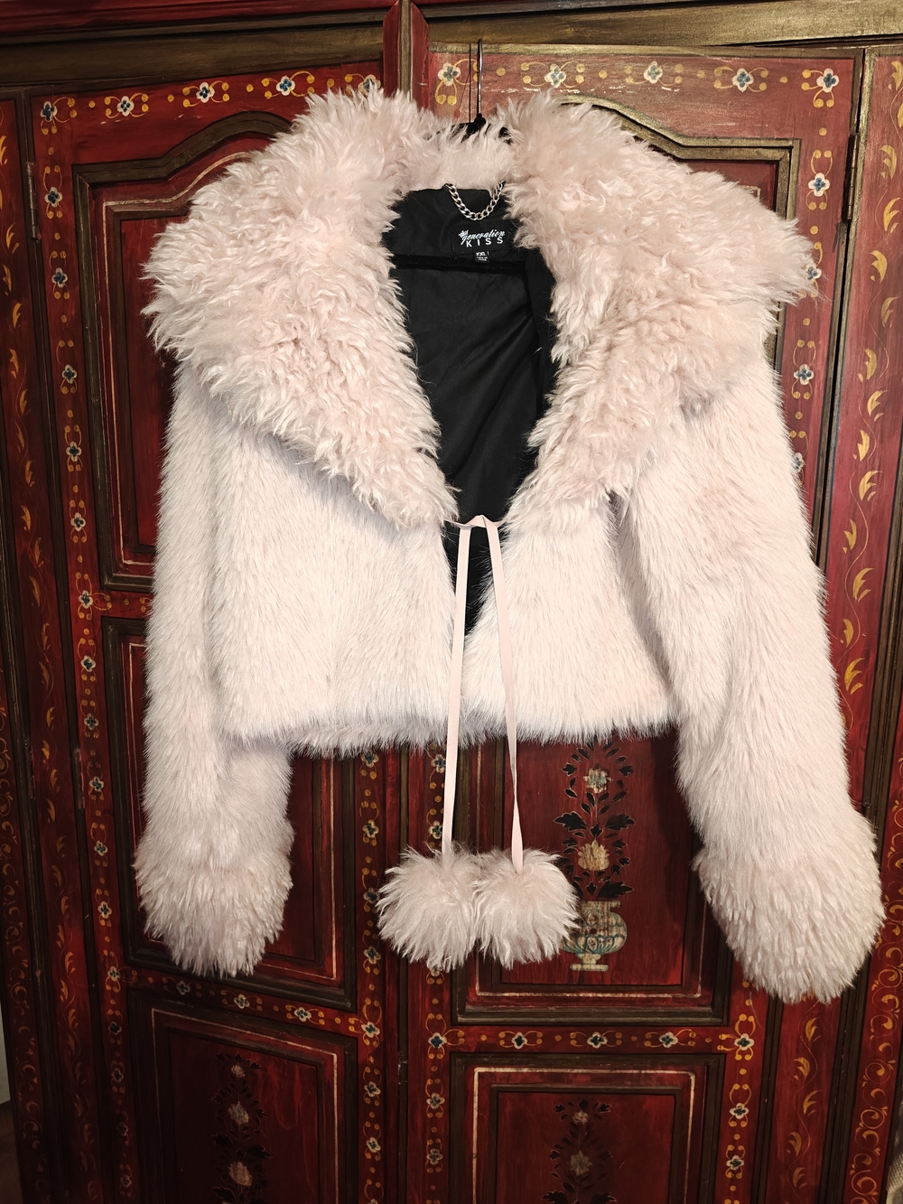Dolls Kill Generation Kiss Plush Ballet Pink Faux Fur Cropped Jacket Never Worn